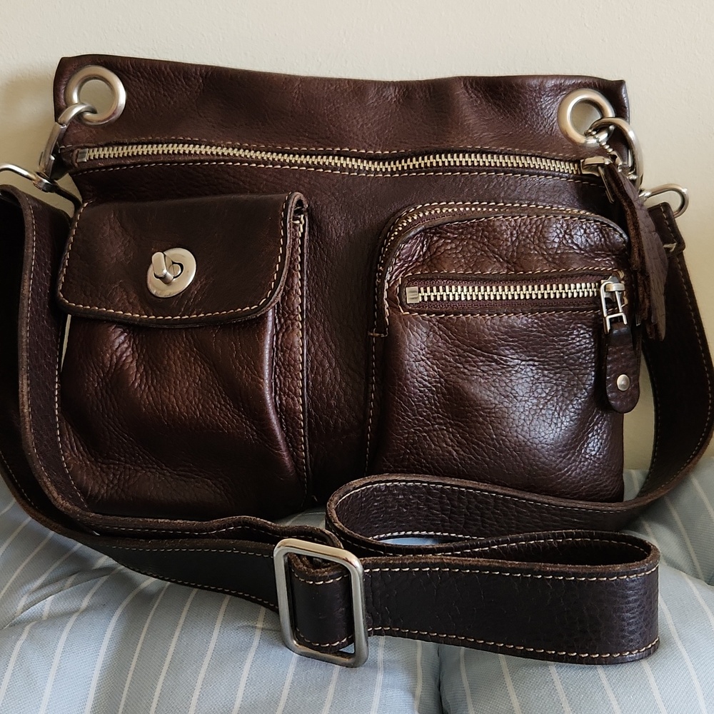 ROOTS Chocolate leather Cross-body bag